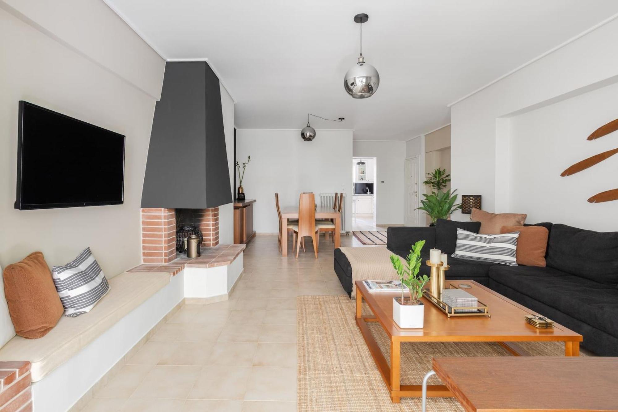 Fresh Detailed Stylish Apartment At Acropolis Atena Exterior foto