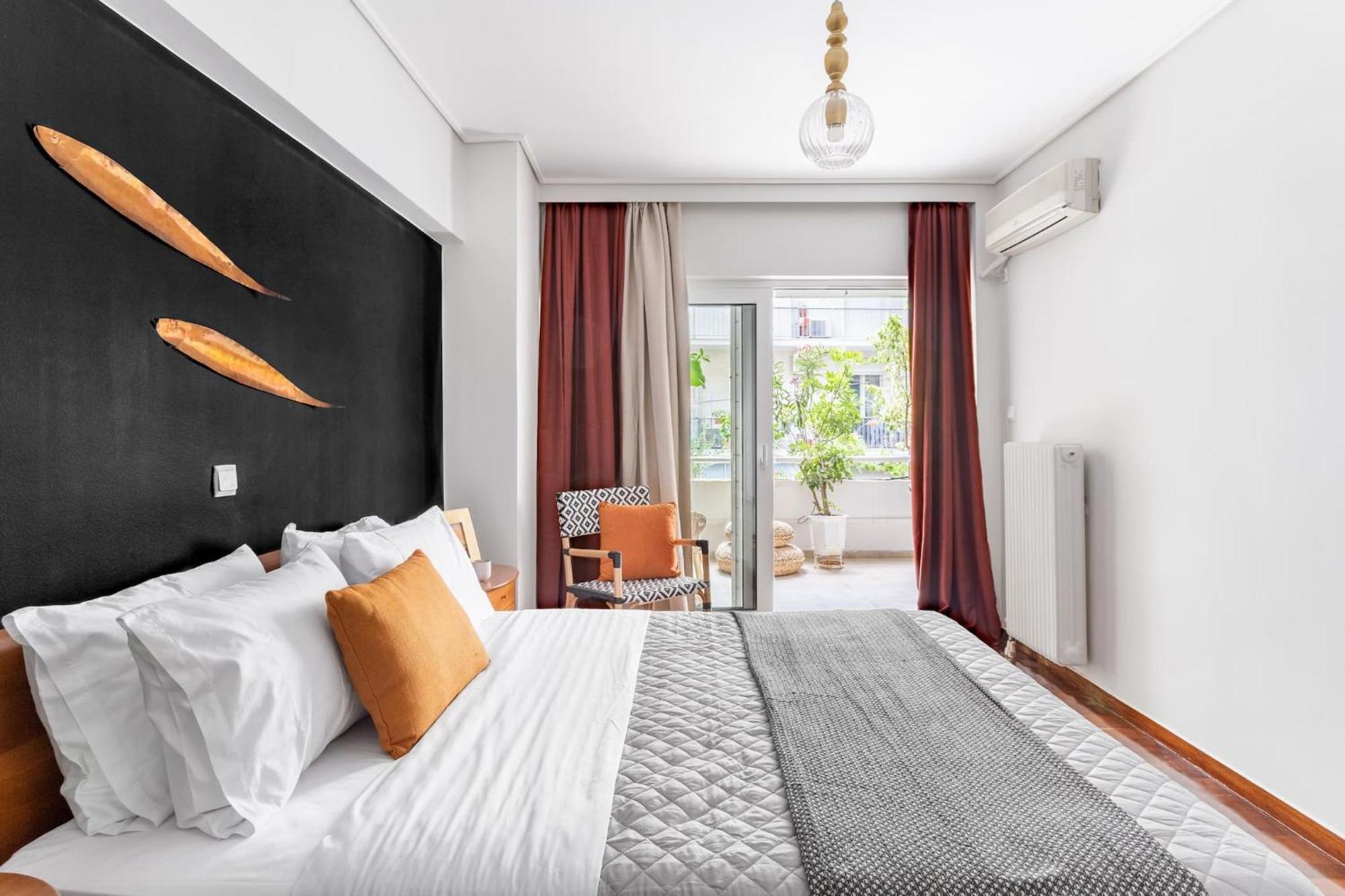Fresh Detailed Stylish Apartment At Acropolis Atena Exterior foto