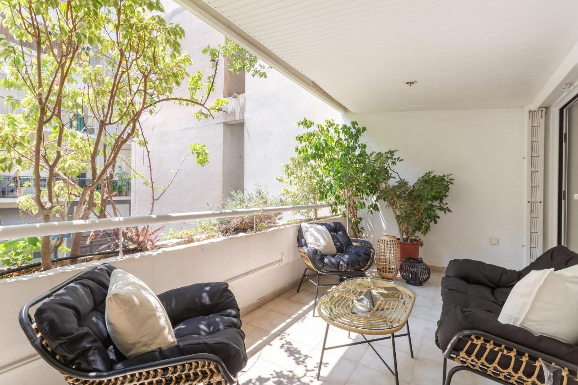 Fresh Detailed Stylish Apartment At Acropolis Atena Exterior foto
